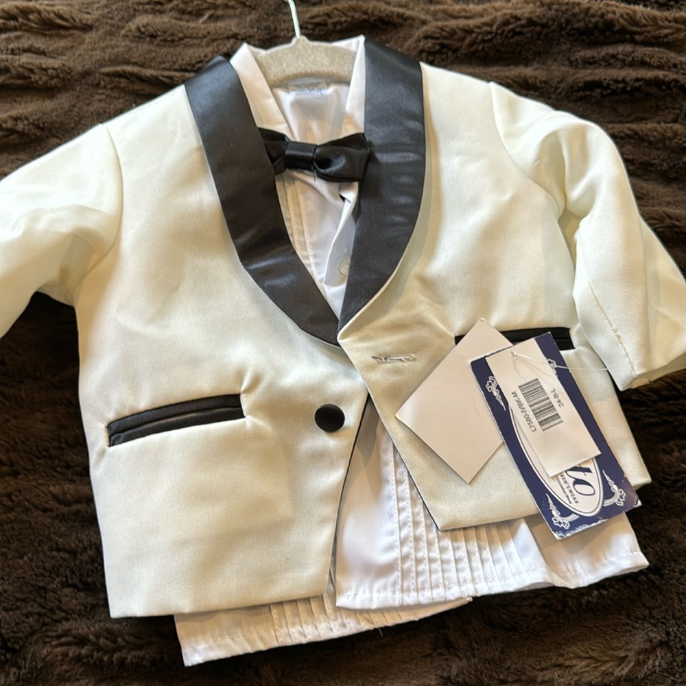 Lito baby white tux